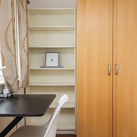 Vibrant Clapham Double Bedroom ลอนดอน ภายนอก รูปภาพ