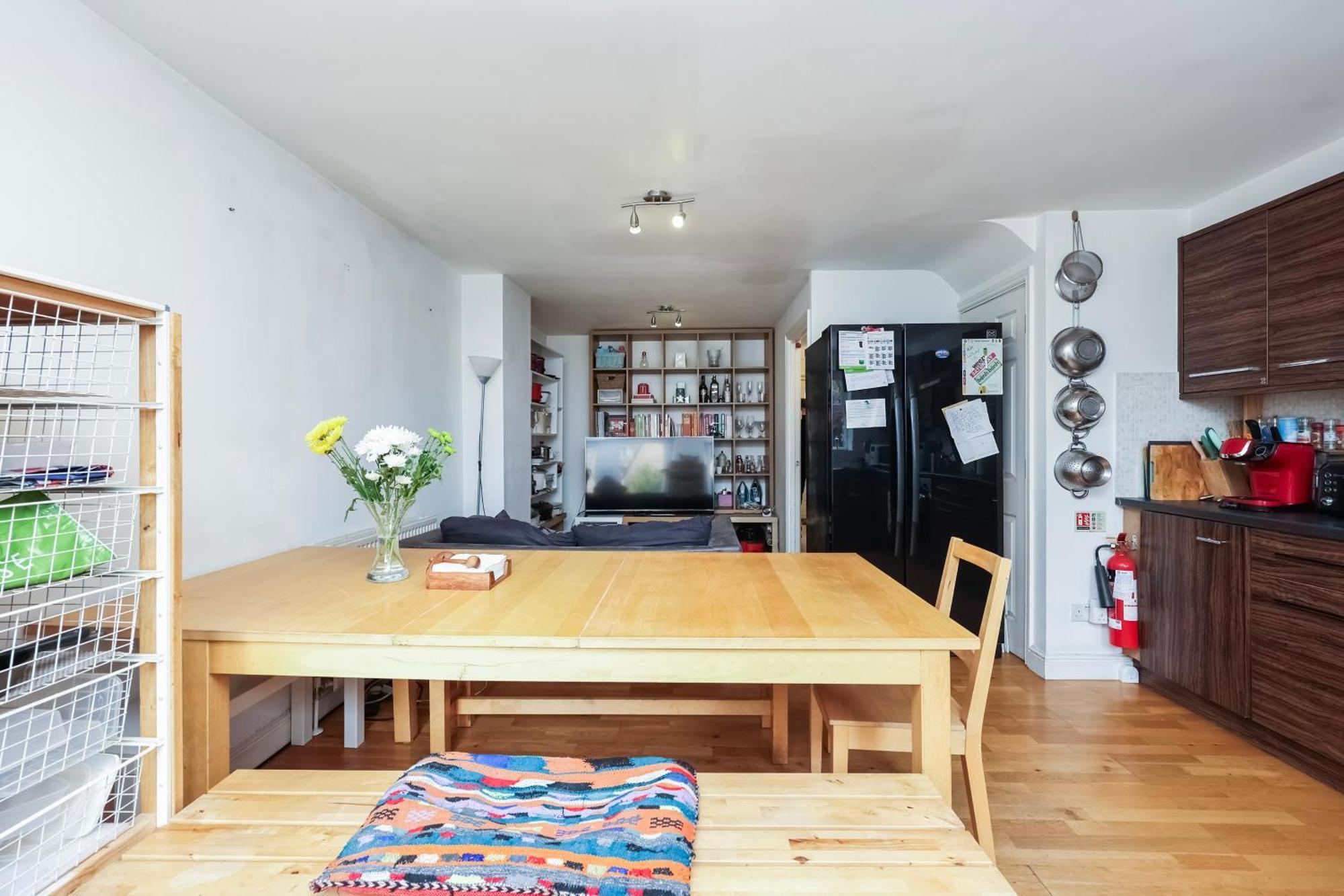 Vibrant Clapham Double Bedroom ลอนดอน ภายนอก รูปภาพ