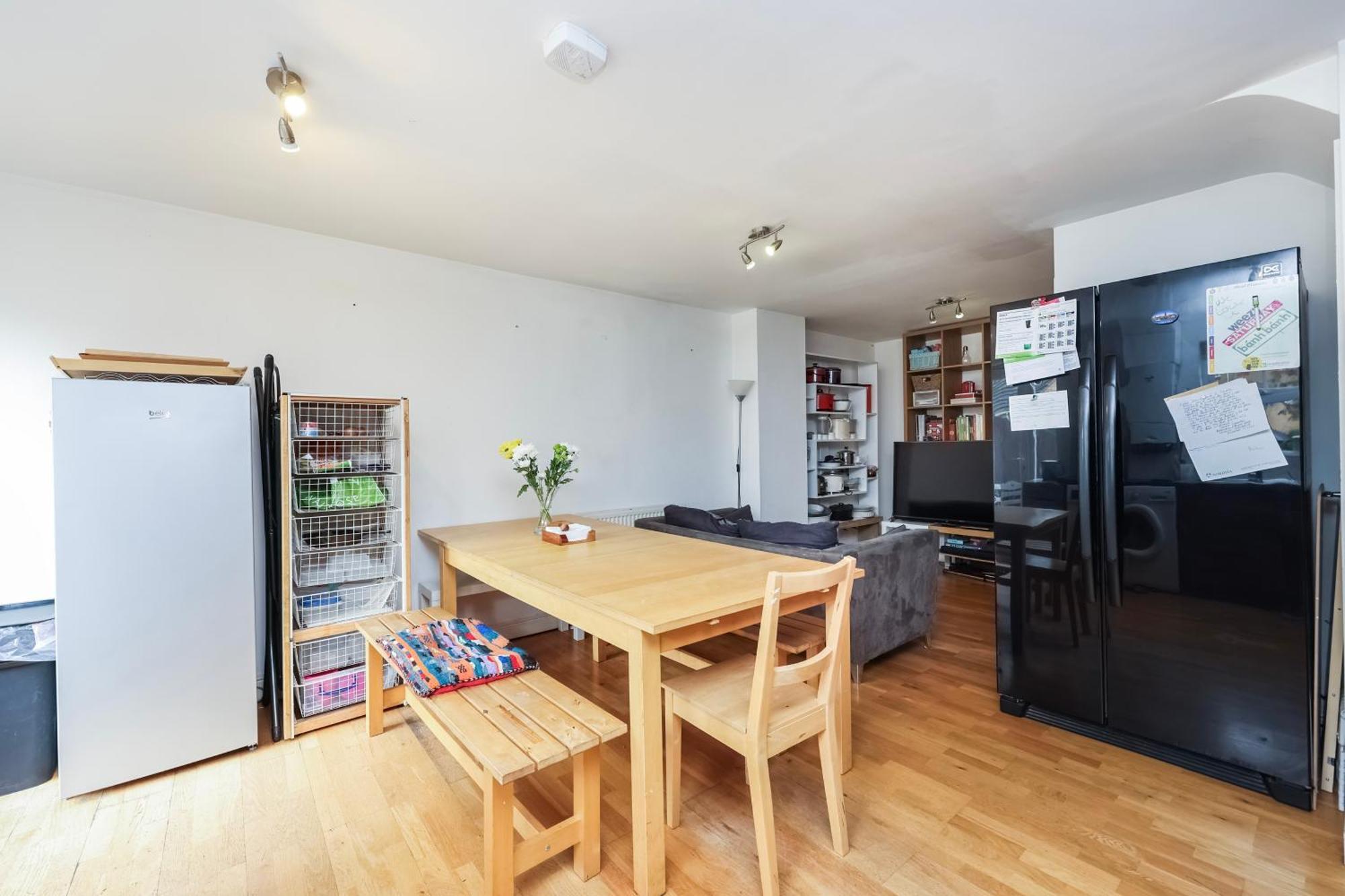 Vibrant Clapham Double Bedroom ลอนดอน ภายนอก รูปภาพ